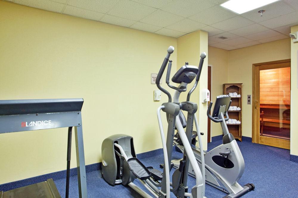 Holiday Inn Express - Chester By Ihg Экстерьер фото