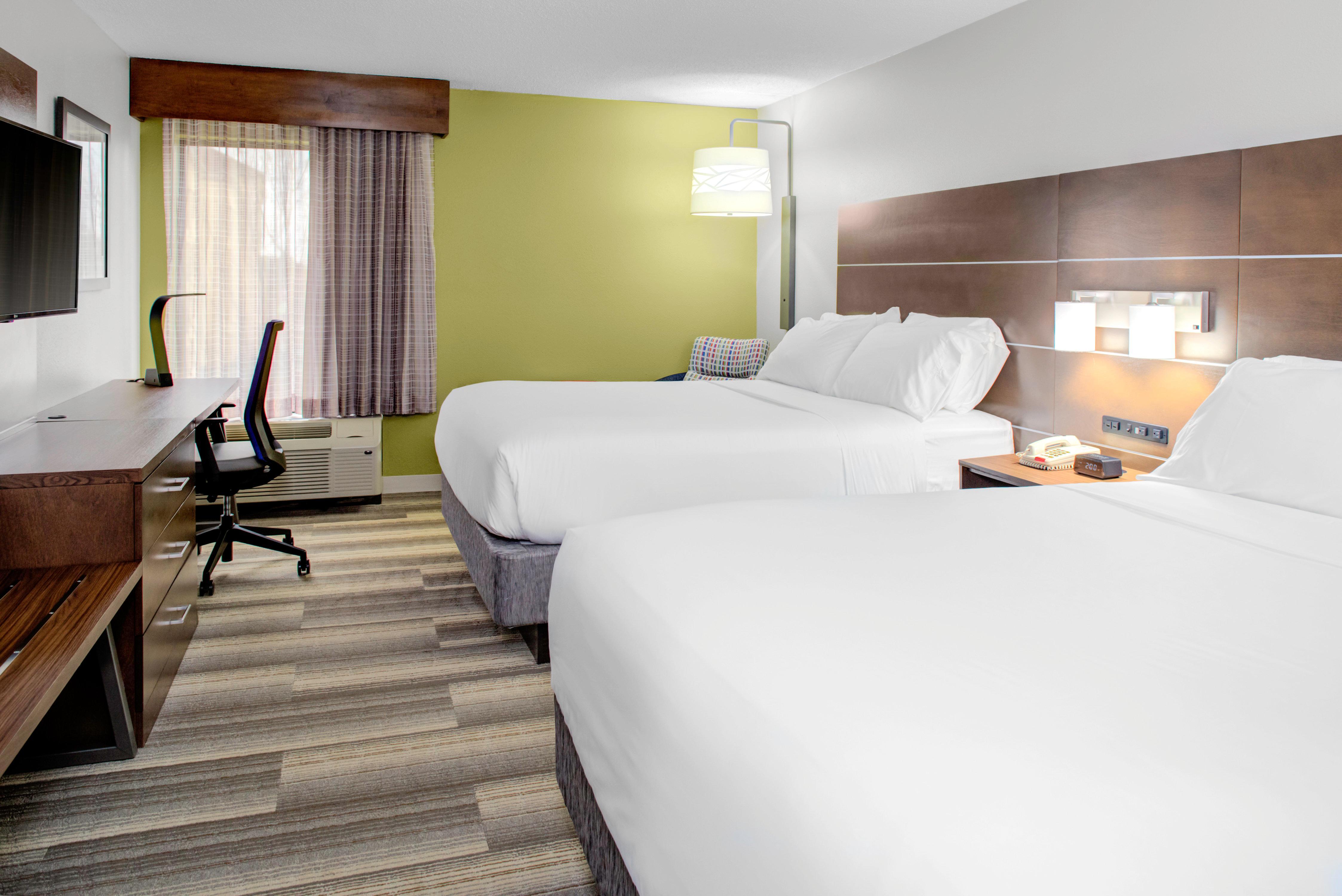 Holiday Inn Express - Chester By Ihg Экстерьер фото