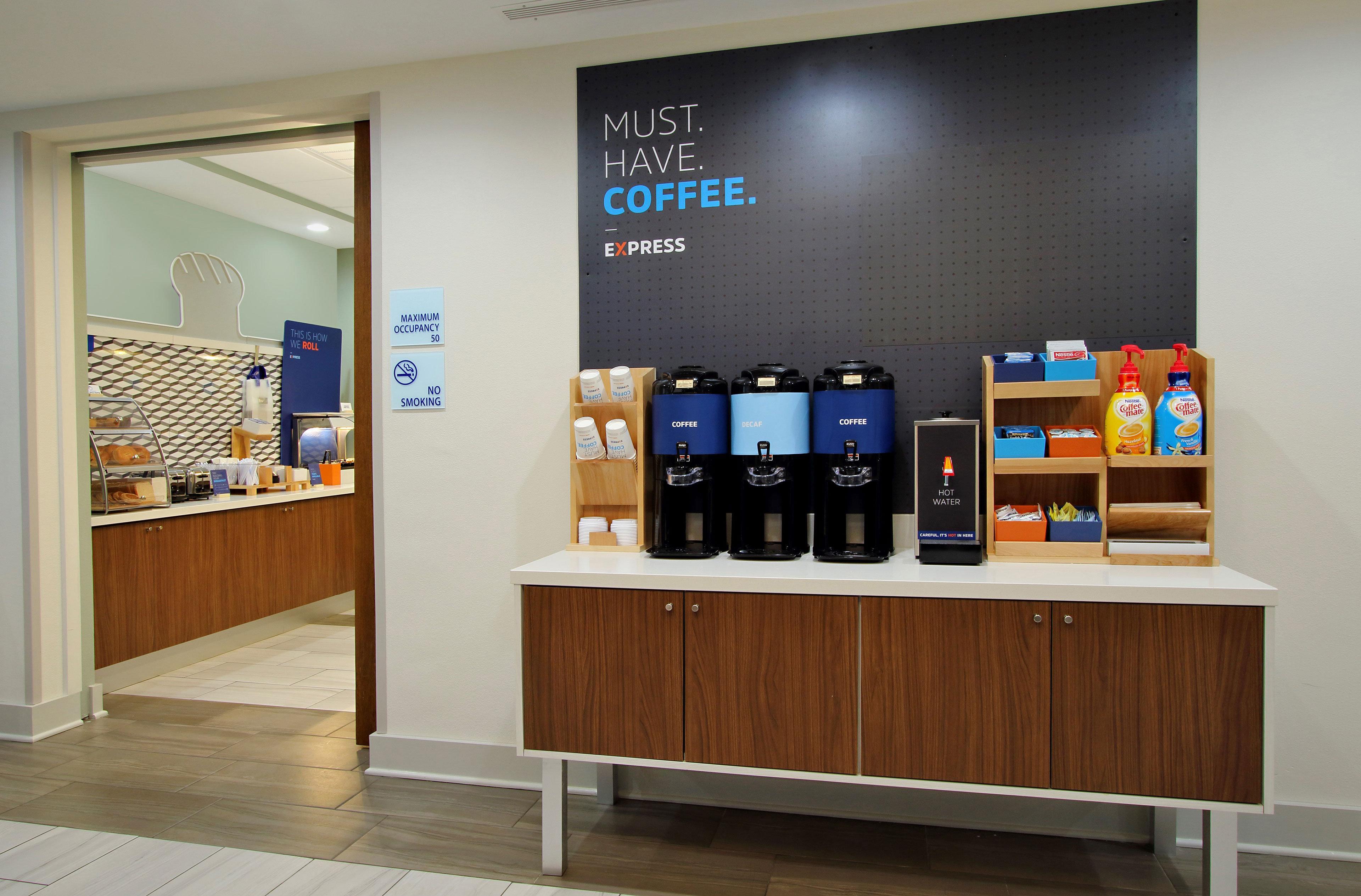 Holiday Inn Express - Chester By Ihg Экстерьер фото