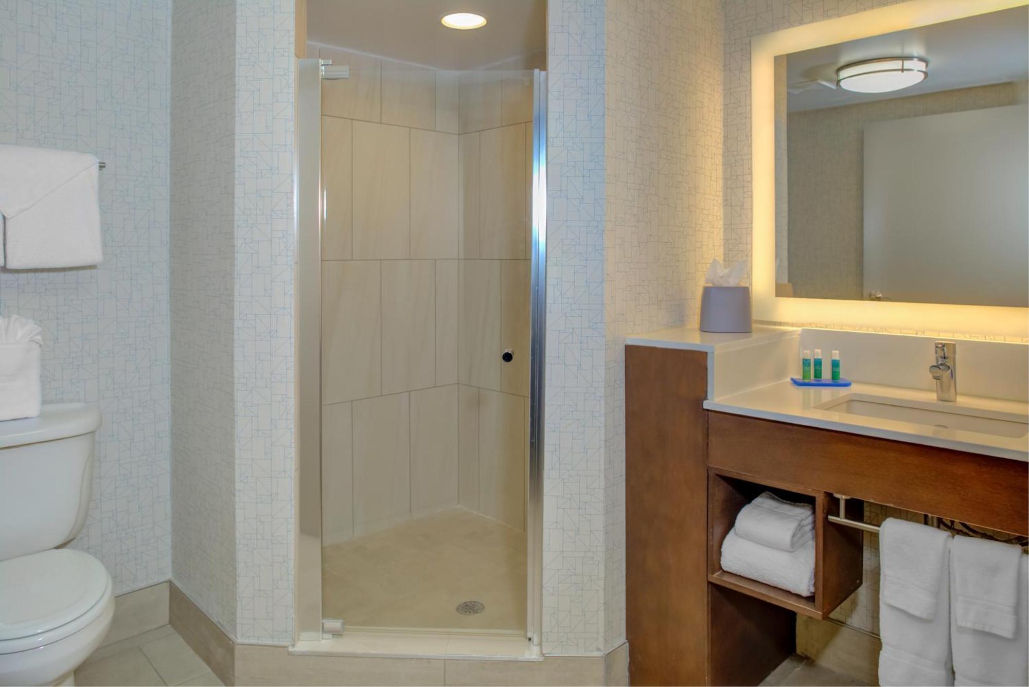 Holiday Inn Express - Chester By Ihg Экстерьер фото